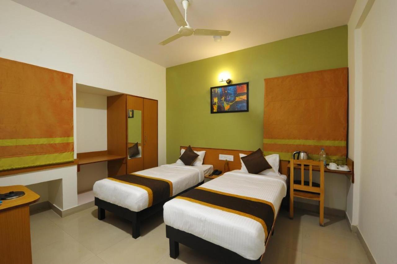 Airport Bliss Boutique Hotel Yelahanka Exterior photo